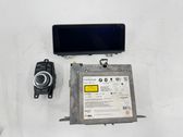 Radio/CD/DVD/GPS-pääyksikkö