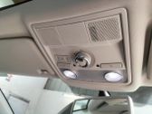 Éclairage lumière plafonnier avant