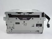 Radio / CD-Player / DVD-Player / Navigation