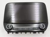 Radio / CD-Player / DVD-Player / Navigation