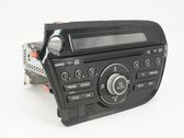 Radio / CD-Player / DVD-Player / Navigation