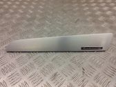 Dashboard glove box trim