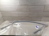Priekšpusē apdares gumija (virsbūvē)