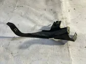 Fender mounting bracket