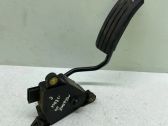 Accelerator throttle pedal