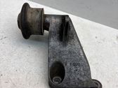 Engine mounting bracket