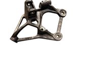 Engine mounting bracket