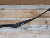 Front wiper blade arm