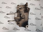 Engine mounting bracket