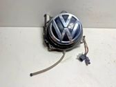 Tailgate handle with camera