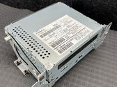 Radio / CD-Player / DVD-Player / Navigation