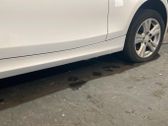 Moldura inferior del parachoques trasero