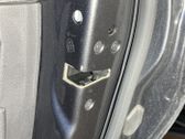 Serrure de porte arrière