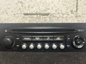 Radio / CD-Player / DVD-Player / Navigation