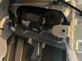 Regulador de puerta delantera con motor