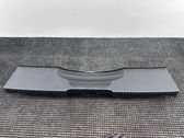 Trunk/boot sill cover protection