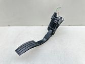 Accelerator throttle pedal