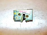 Serrure de porte arrière