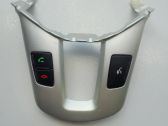 Steering wheel buttons/switches