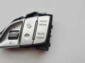Steering wheel buttons/switches