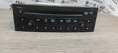 Radio/CD/DVD/GPS-pääyksikkö