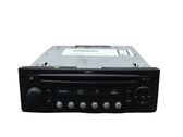 Radio/CD/DVD/GPS-pääyksikkö