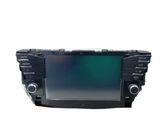 Radio / CD-Player / DVD-Player / Navigation