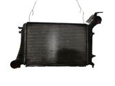 Starpdzesētāja radiators