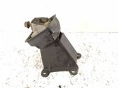 Engine mounting bracket
