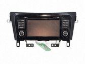 Radio / CD-Player / DVD-Player / Navigation