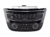Panel / Radioodtwarzacz CD/DVD/GPS