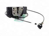 Serrure de porte avant