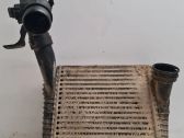 Intercooler air channel guide