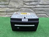 Radio / CD-Player / DVD-Player / Navigation