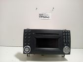 Radio / CD-Player / DVD-Player / Navigation