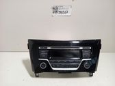 Radio / CD-Player / DVD-Player / Navigation