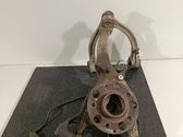Front wheel hub