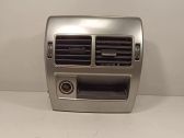 Rear air vent grill