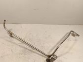 Fuel tank mounting bracket