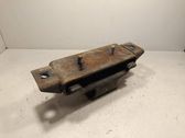 Engine mount bracket