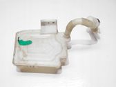 Windshield washer fluid reservoir/tank