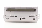 Radio / CD-Player / DVD-Player / Navigation