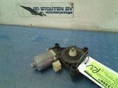 Motor del regulador de la ventanilla de la puerta delantera