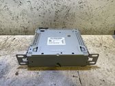 Radio / CD-Player / DVD-Player / Navigation