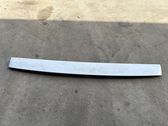Tailgate/trunk spoiler