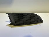 Verkleidung Nebelscheinwerfer / Gitter vorne