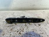 Front bumper mounting bracket