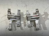 Autres pièces compartiment moteur