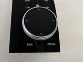 Head unit multimedia control