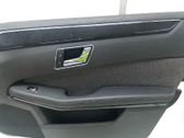 Revestimiento de puerta delantera